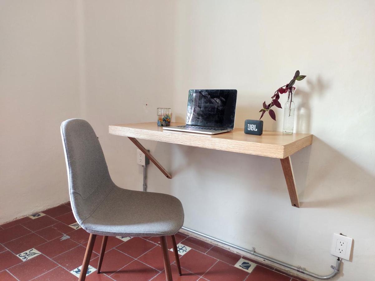 Coliving Chingon Hostel Γκουανταλαχάρα Εξωτερικό φωτογραφία