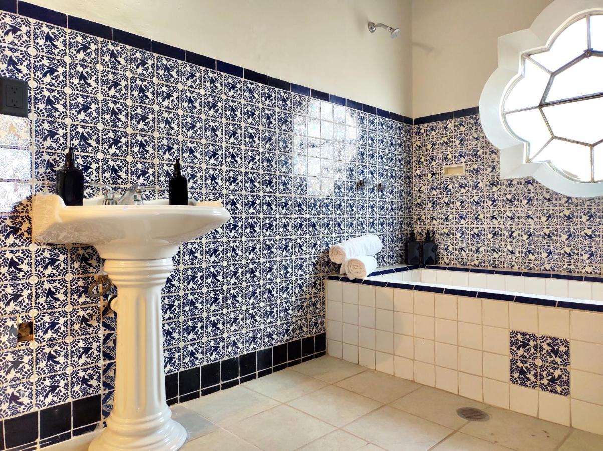 Coliving Chingon Hostel Γκουανταλαχάρα Εξωτερικό φωτογραφία