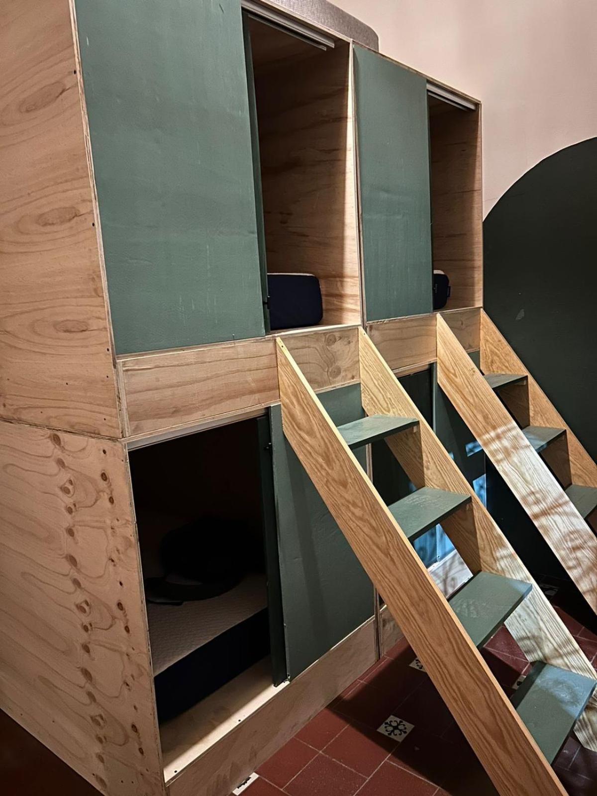Coliving Chingon Hostel Γκουανταλαχάρα Εξωτερικό φωτογραφία