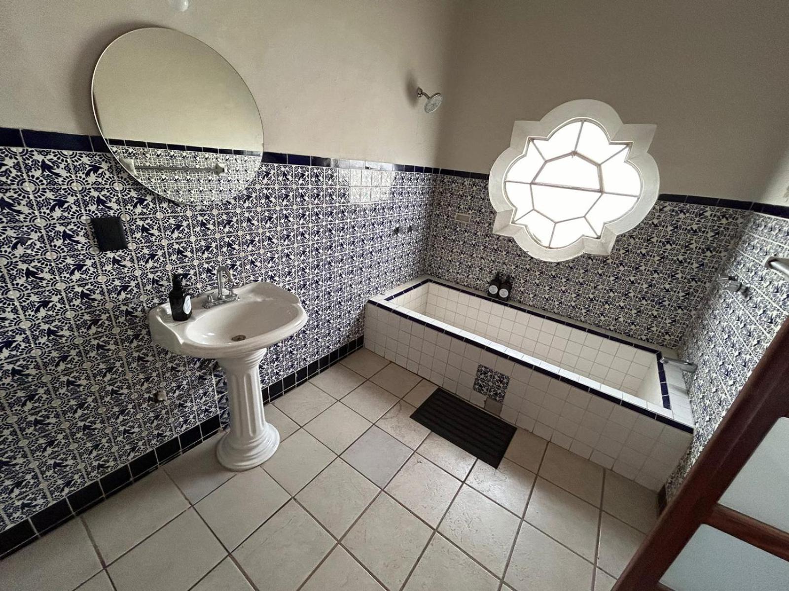 Coliving Chingon Hostel Γκουανταλαχάρα Εξωτερικό φωτογραφία