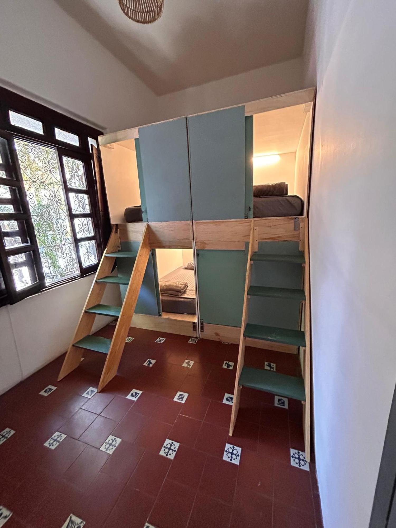 Coliving Chingon Hostel Γκουανταλαχάρα Εξωτερικό φωτογραφία
