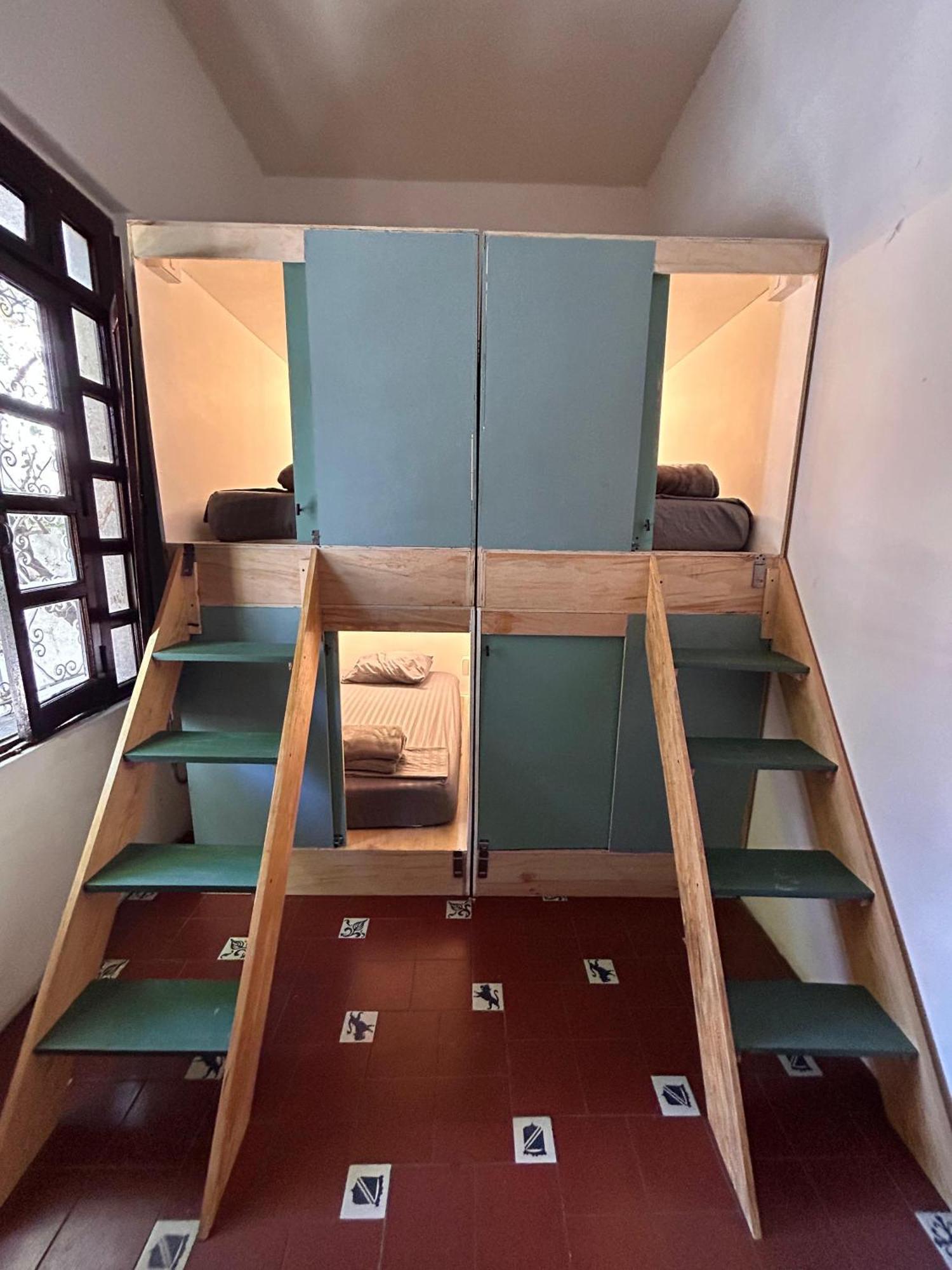 Coliving Chingon Hostel Γκουανταλαχάρα Εξωτερικό φωτογραφία