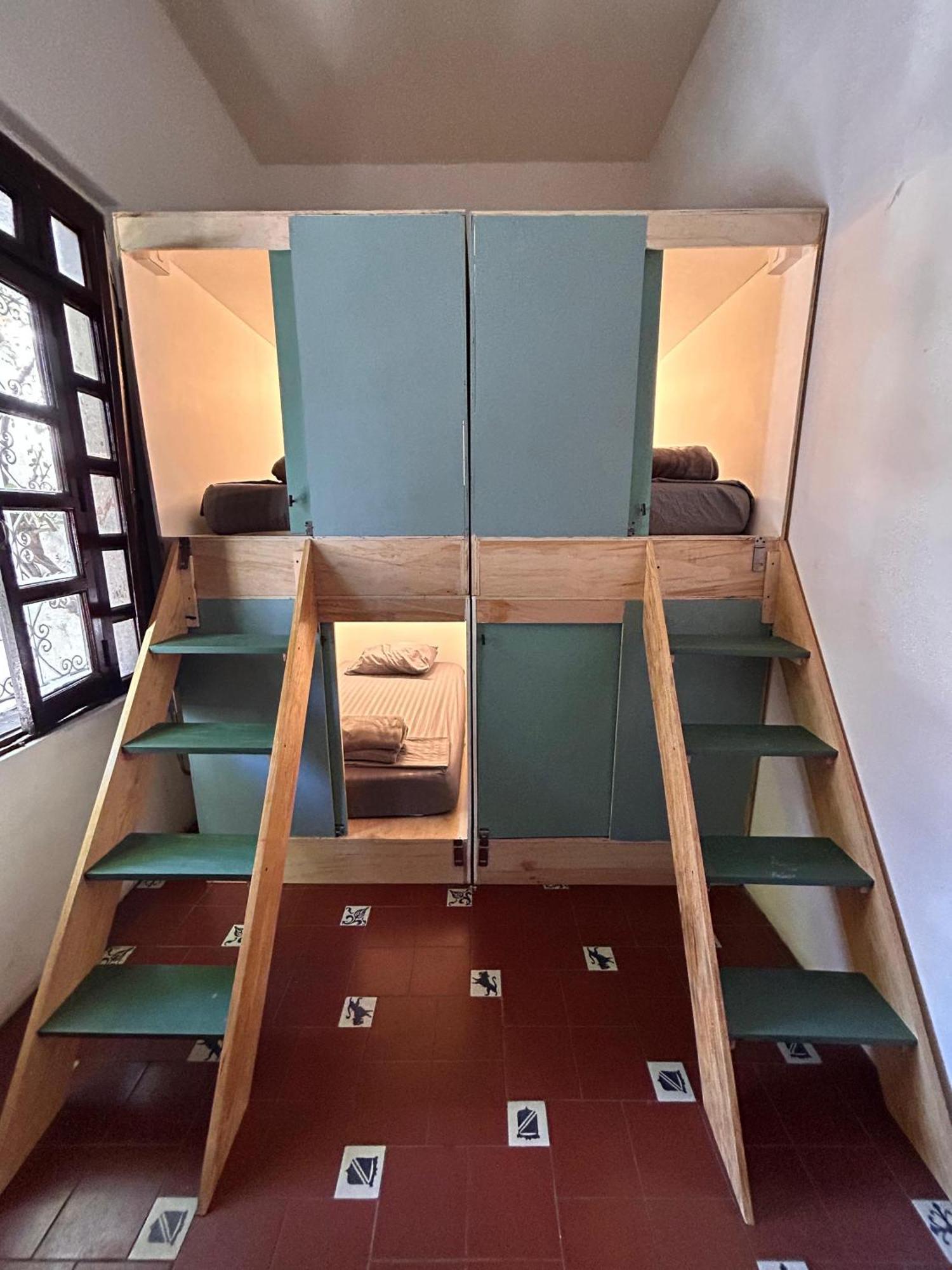 Coliving Chingon Hostel Γκουανταλαχάρα Εξωτερικό φωτογραφία