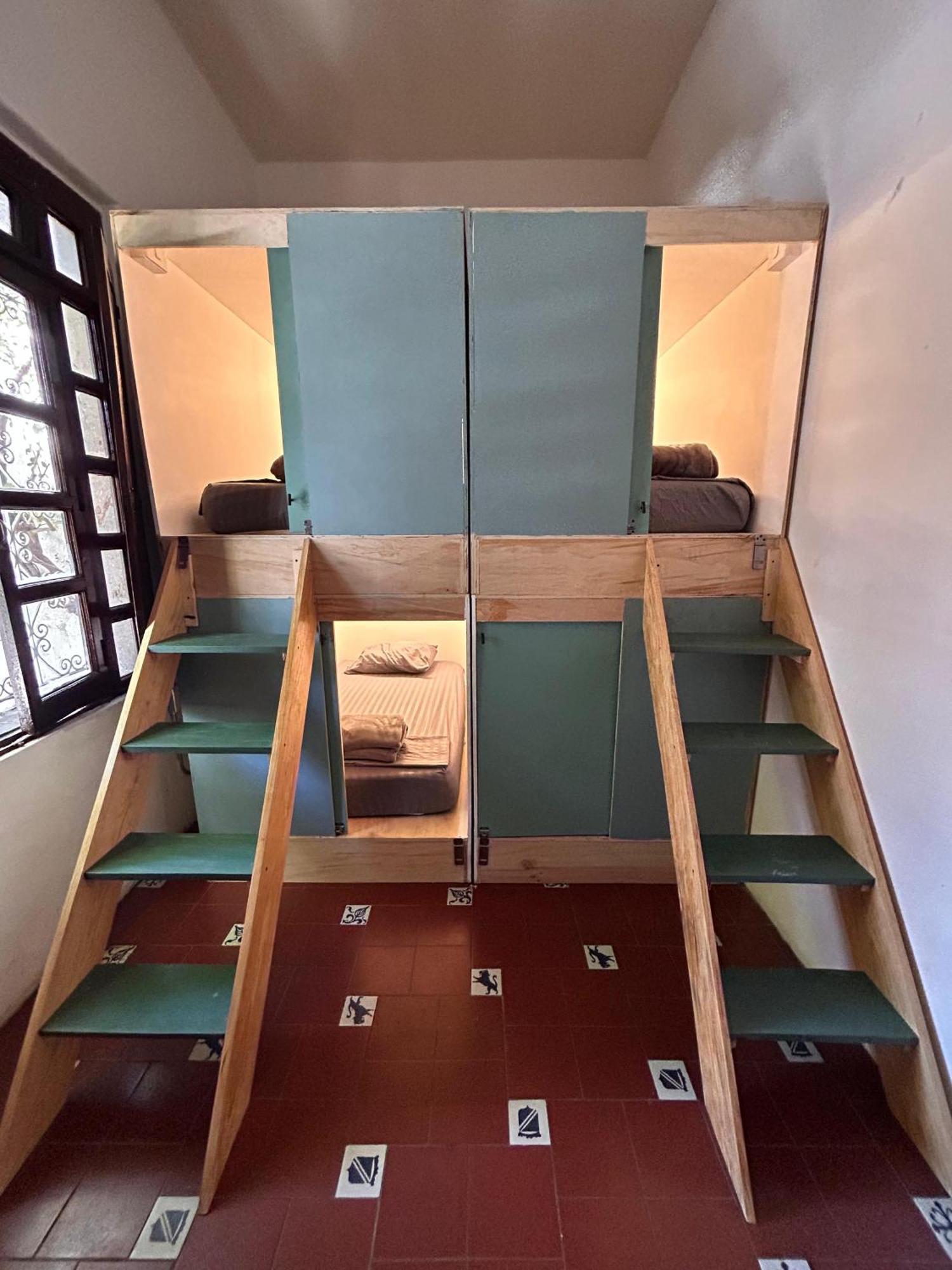 Coliving Chingon Hostel Γκουανταλαχάρα Εξωτερικό φωτογραφία