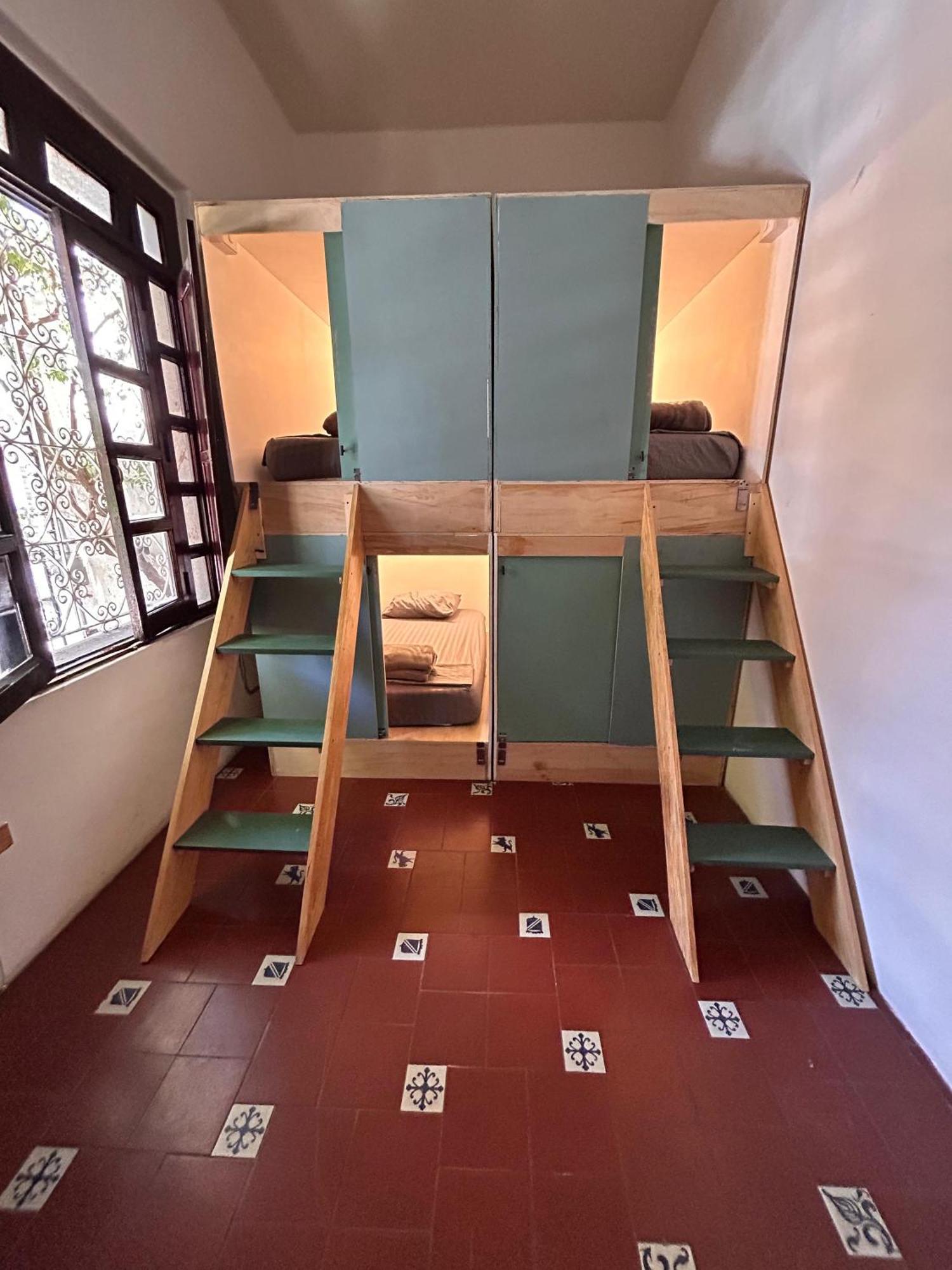Coliving Chingon Hostel Γκουανταλαχάρα Εξωτερικό φωτογραφία
