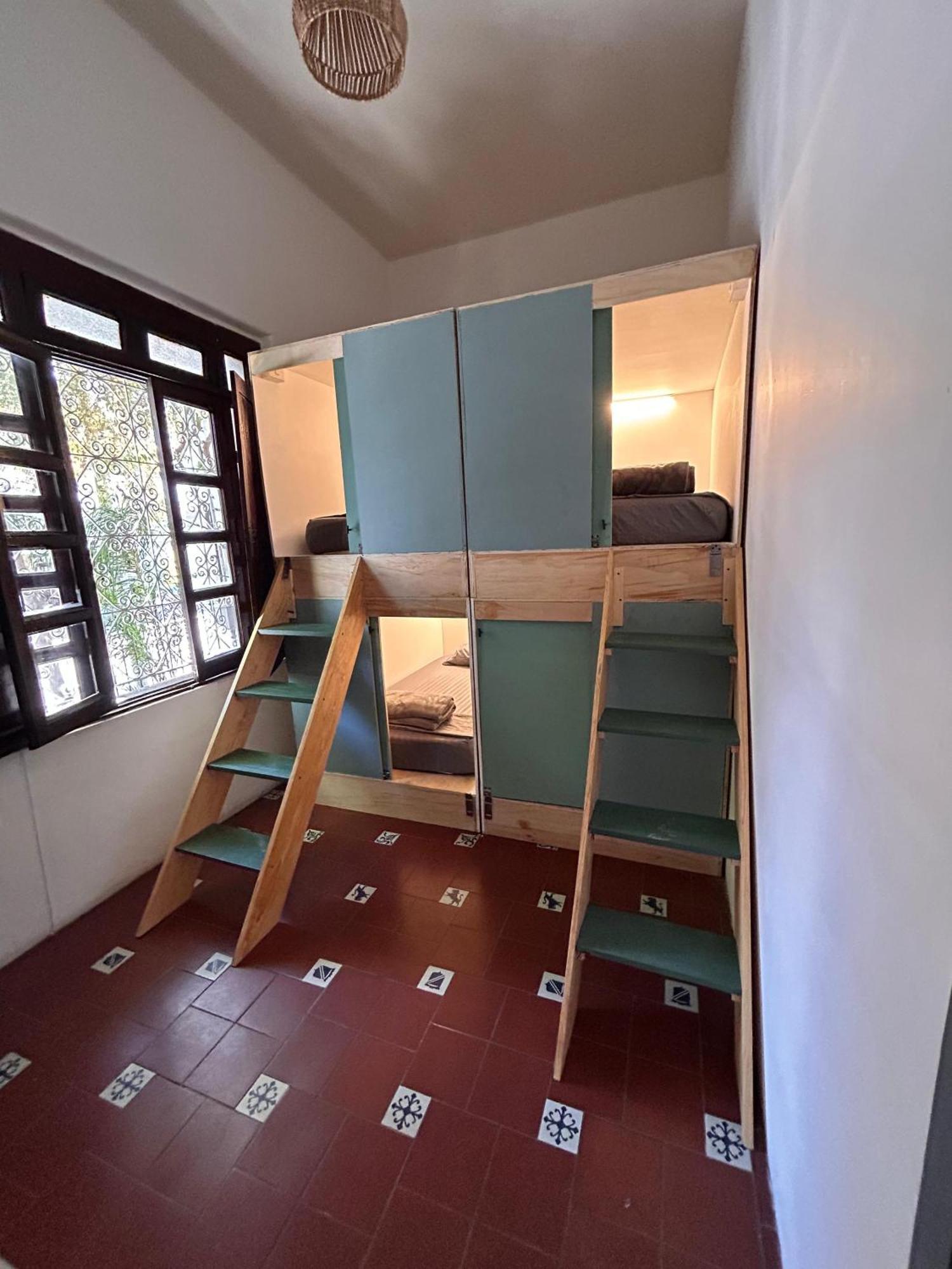 Coliving Chingon Hostel Γκουανταλαχάρα Εξωτερικό φωτογραφία